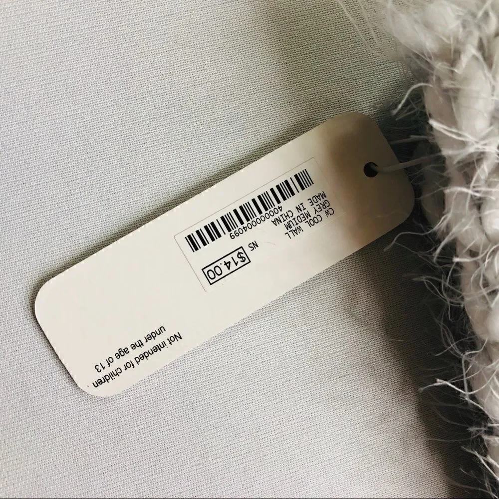 Cream & Grey Chunky Knit Winter Scarf – NWT, Soft Lined Shawl